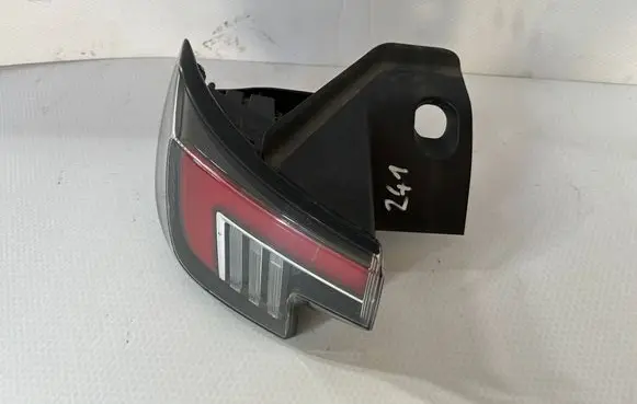 Opel Mokka B Rear/tail lights 