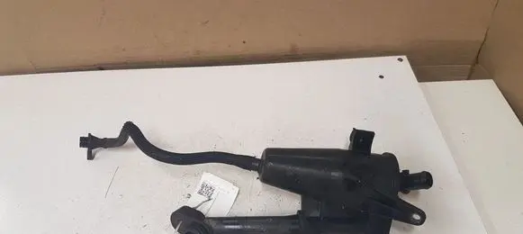 Opel Insignia A Oil breather separator 70330351 55567249 555581915
