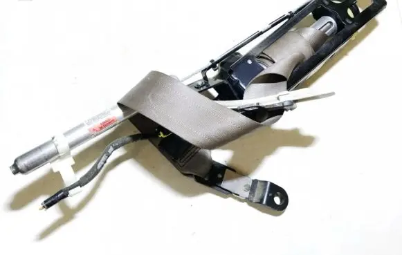 Volvo S80 Front seatbelt 9476737