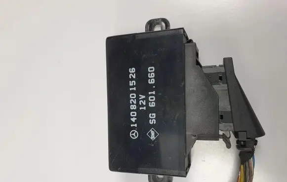 Mercedes-Benz S W140 Seat control module 1408201526