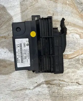 Audi Q7 4L Power management control unit 4F0907280E