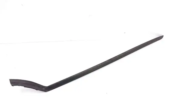 Volvo XC40 Windshield trim 31448939