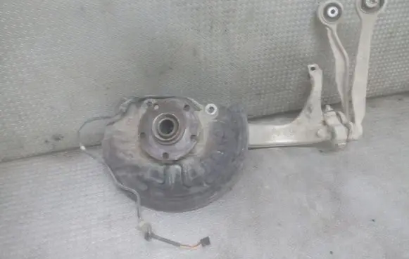 Audi A6 S6 C5 4B Front wheel hub spindle knuckle