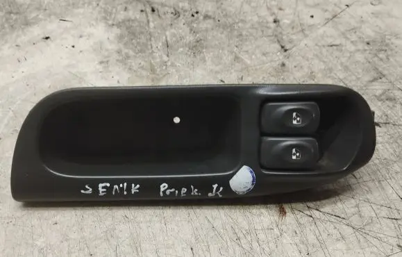 Renault Scenic I Electric window control switch 7700431172