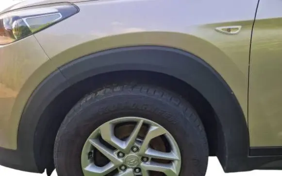 Hyundai Tucson TL Fender Y3Y