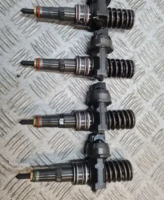 Audi A4 S4 B7 8E 8H Fuel injectors set 0414720312