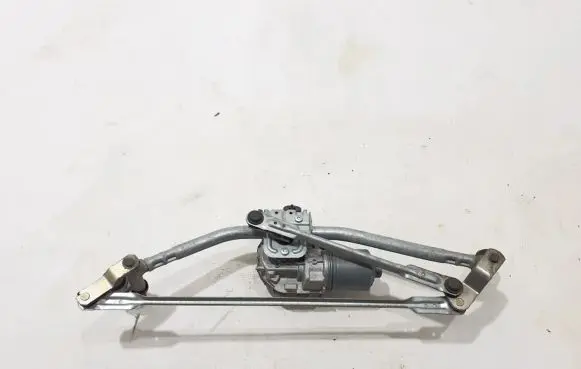 Front wiper linkage