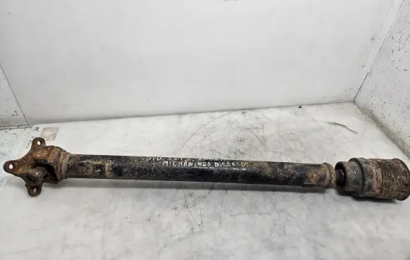Mitsubishi Pajero Front prop shaft 
