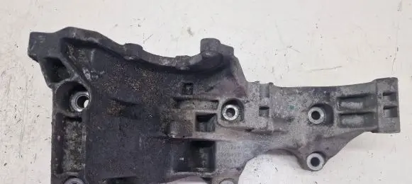 Audi A4 S4 B6 8E 8H Engine mounting bracket 03G903143D