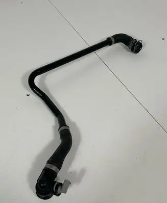 Mercedes-Benz GLC C253 Engine coolant pipe/hose A2535010184
