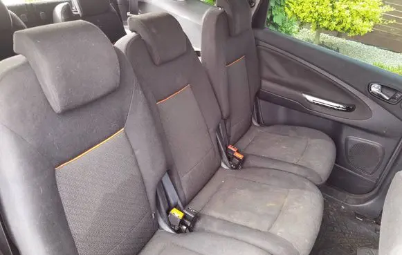 Ford S-MAX Second row seats 