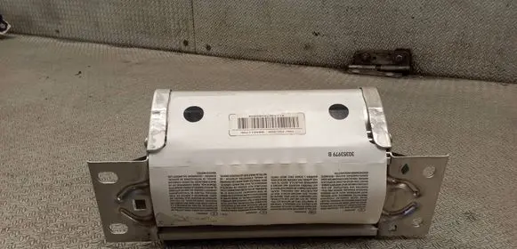 BMW 1 E81 E87 Passenger airbag 