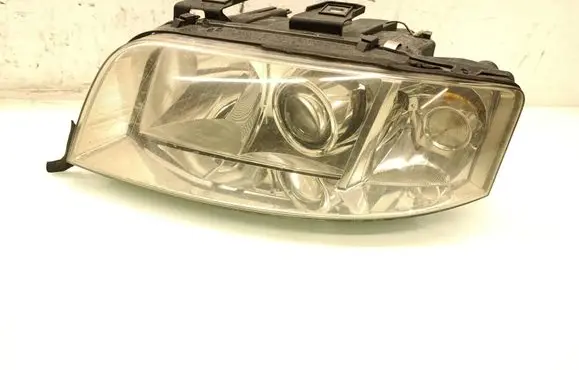 Audi A6 S6 C5 4B Headlight/headlamp 1Z09240009