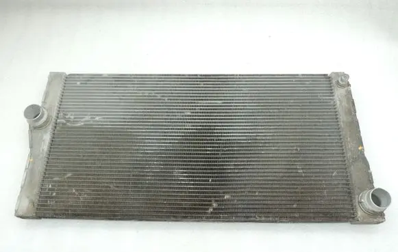 BMW 5 F10 F11 Coolant radiator 17118509175 8509175