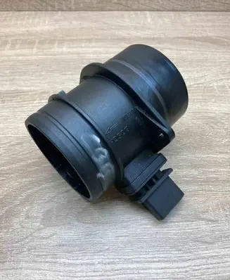 Audi A4 S4 B8 8K Mass air flow meter 03G906461C 0281002735