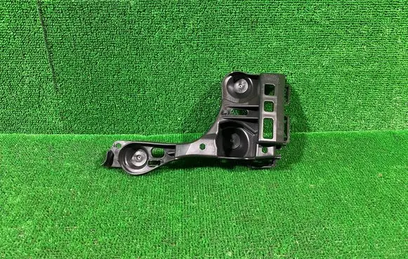 Opel Crossland X Rear bumper mounting bracket YQ00723980