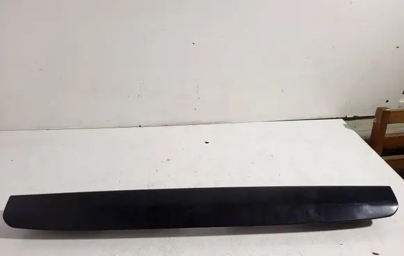 Hyundai Matrix Trunk door license plate light bar 8731117000