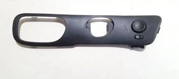Chevrolet Tacuma Wing mirror switch 96446351