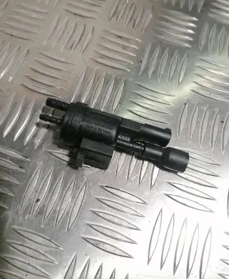 Valve vacuum