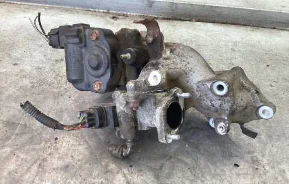 Toyota Corolla E120 E130 Throttle valve PA612GF33