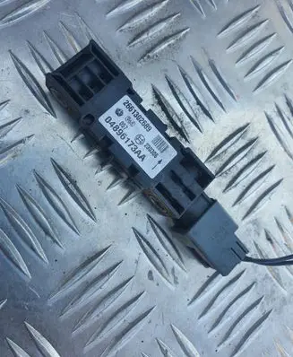 Jeep Cherokee Airbag deployment crash/impact sensor 04896173AA