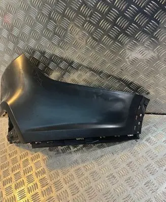 Rear bumper corner part panel trim