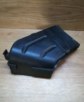 Audi A4 S4 B6 8E 8H Air intake duct part 8E0129617