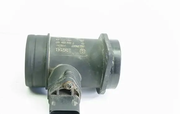 Audi A4 S4 B5 8D Mass air flow meter 0281002216 028906461