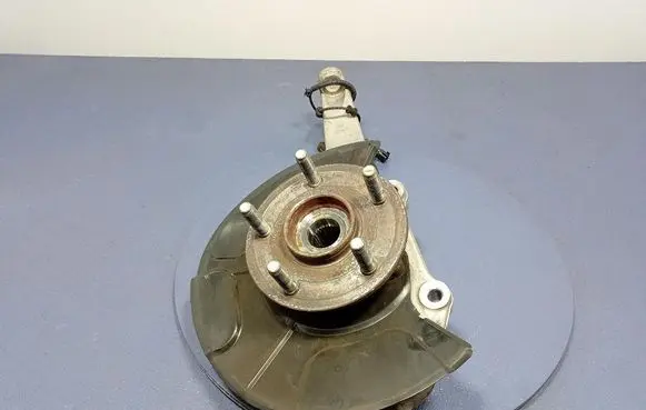 Jeep Grand Cherokee Front wheel hub spindle knuckle 04877713AC