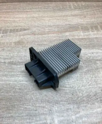 Toyota Avensis T220 Heater blower motor/fan resistor 4993002090