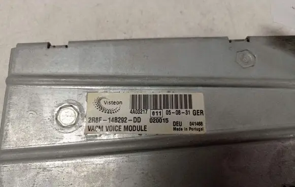 Jaguar S-Type Voice control module 2R8F14B292DD
