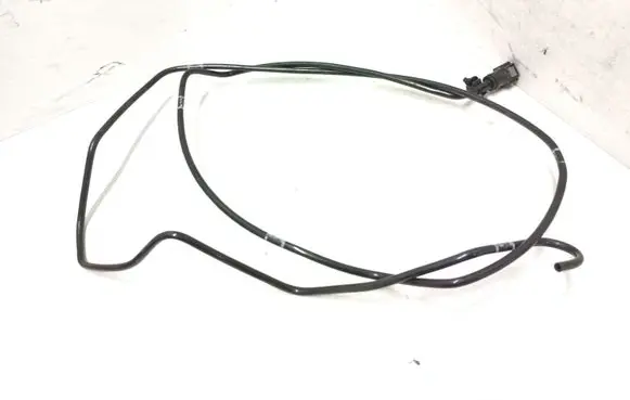 Land Rover Defender Vacuum line/pipe/hose L8B210C728AB LR145302