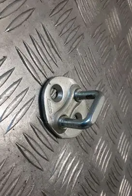 Mitsubishi Outlander Front door lock loop/hook striker 