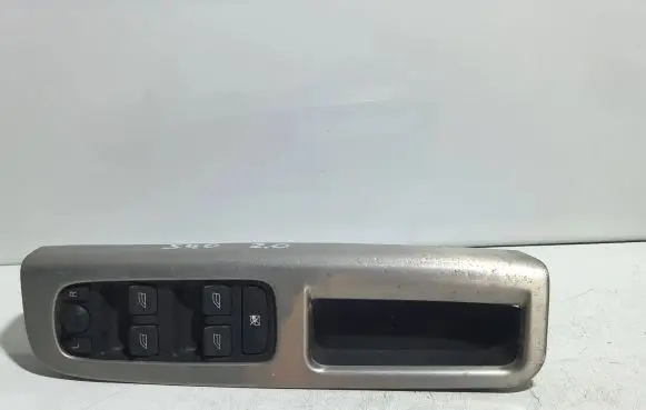 Volvo S40 Electric window control switch 8679666 55056S
