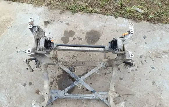 Audi A5 8T 8F Front subframe 8T0399315F