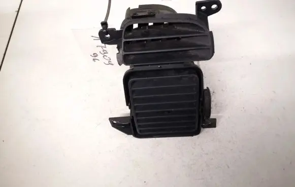 Dash center air vent grill