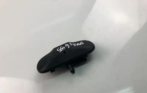 Volkswagen Golf VI Windshield washer spray nozzle 5M0955986C