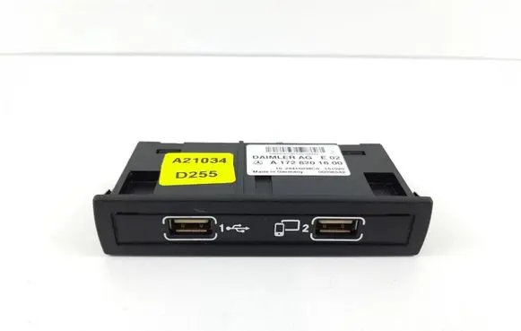 Mercedes-Benz GLE (W166 - C292) USB socket connector A1728201600 1029415038C0