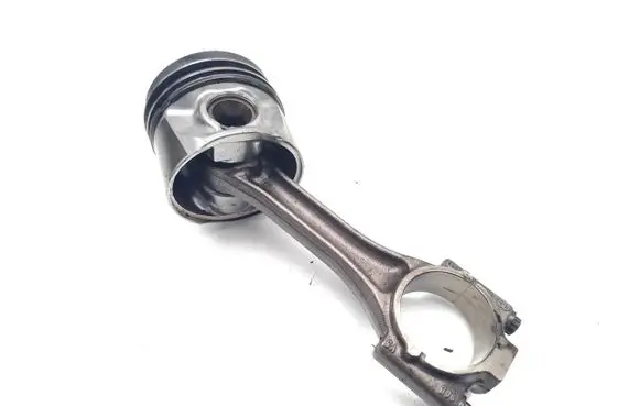 Volkswagen Polo V 6R Piston with connecting rod CFWA