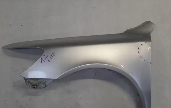 Skoda Octavia Mk2 (1Z) Fender end trim 