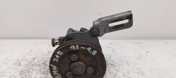 BMW 3 E36 Power steering pump 1132254 3516234 7681955154