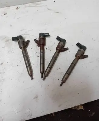 KIA Sportage Fuel injector 0445110411