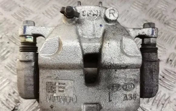 Hyundai i20 (BC3 BI3) Front brake caliper