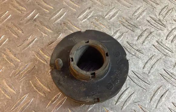 Porsche Macan (95B) Rear coil spring rubber mount 8K0512297E