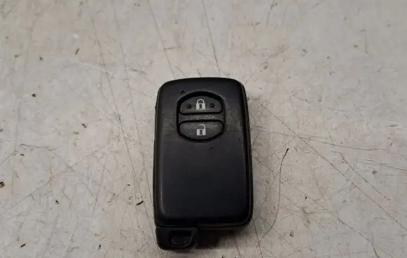 Toyota Verso Ignition key/card 899040F010 6951552110