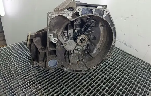 Ford Fiesta Manual 5 speed gearbox 8A6R7002HD