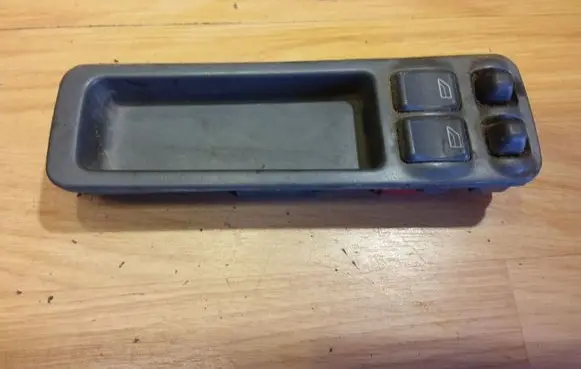 Volvo S40, V40 Electric window control switch 30860526