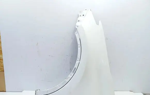 Toyota RAV 4 (XA40) Fender 