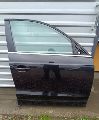 Audi Q3 8U Front door 8U0