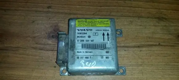 Volvo S40, V40 Airbag control unit/module 0285001147 30611294